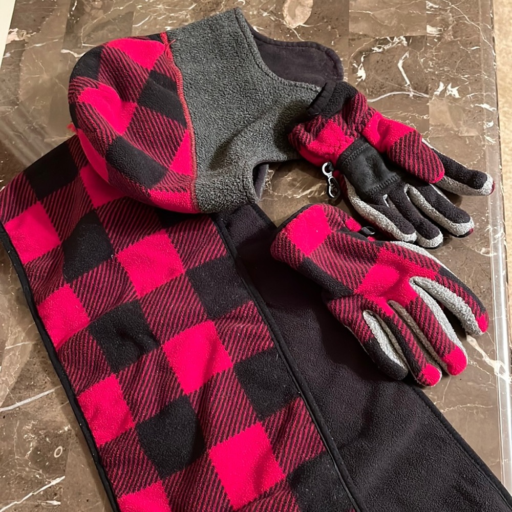 GapKids set of hat beanie, scarf and gloves. Plaid flannel. Nice and warm!